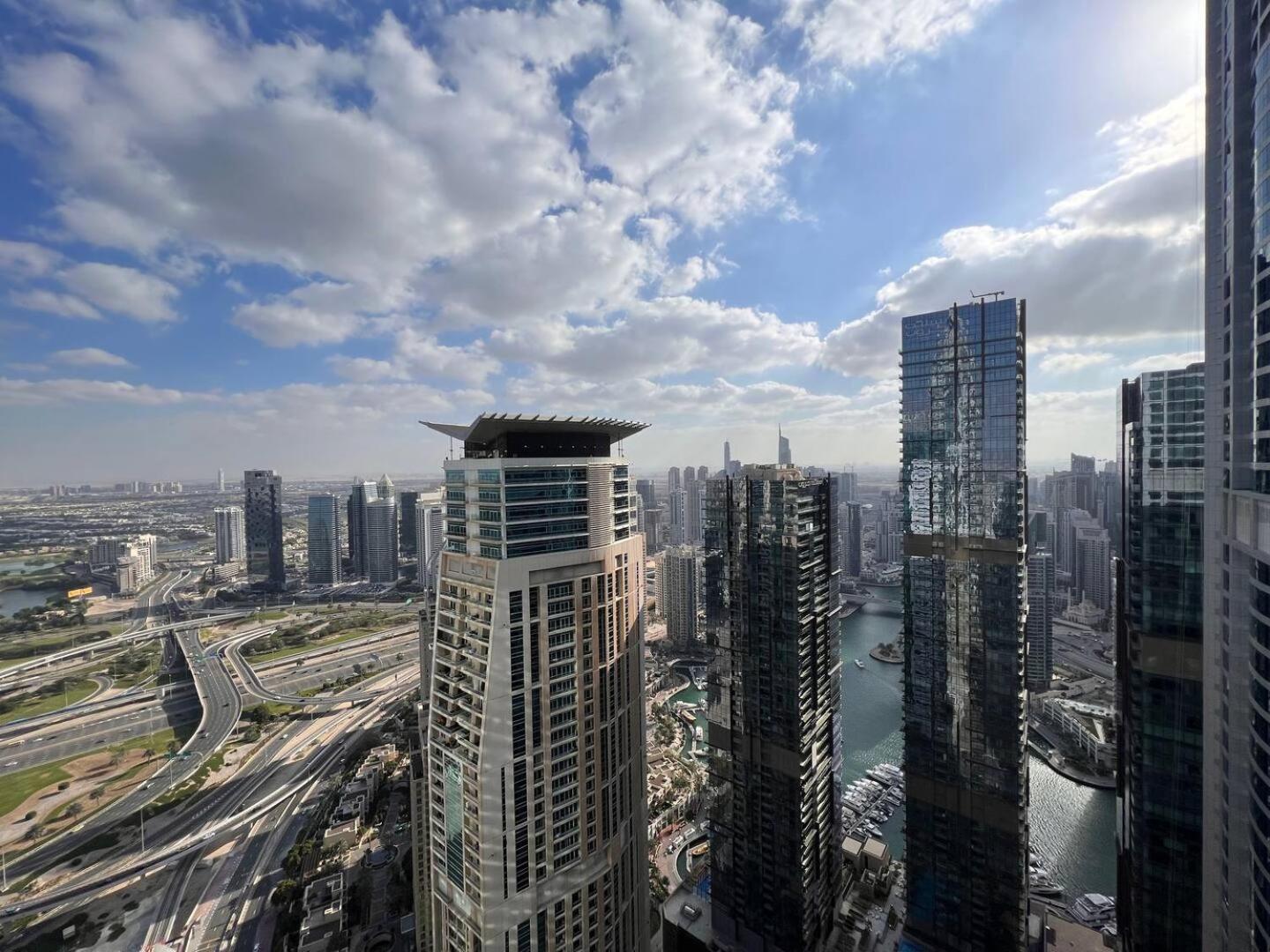 Aparthotel Stunning Skyline Views On 51St Floor Dubai Exterior foto